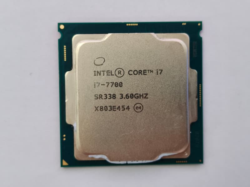 Intel i7-7700 Quad-Core 3 60GHz (4 20GHz Turbo) LGA1151 CPU Processor