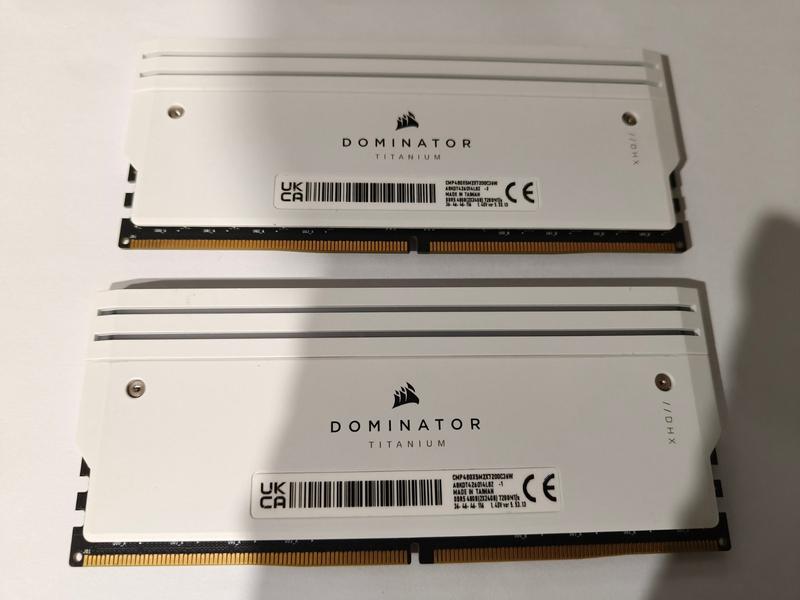 Corsair 48GB (2x 24GB) DDR5 7200MT C36 RGB RAM Memory White + Warranty