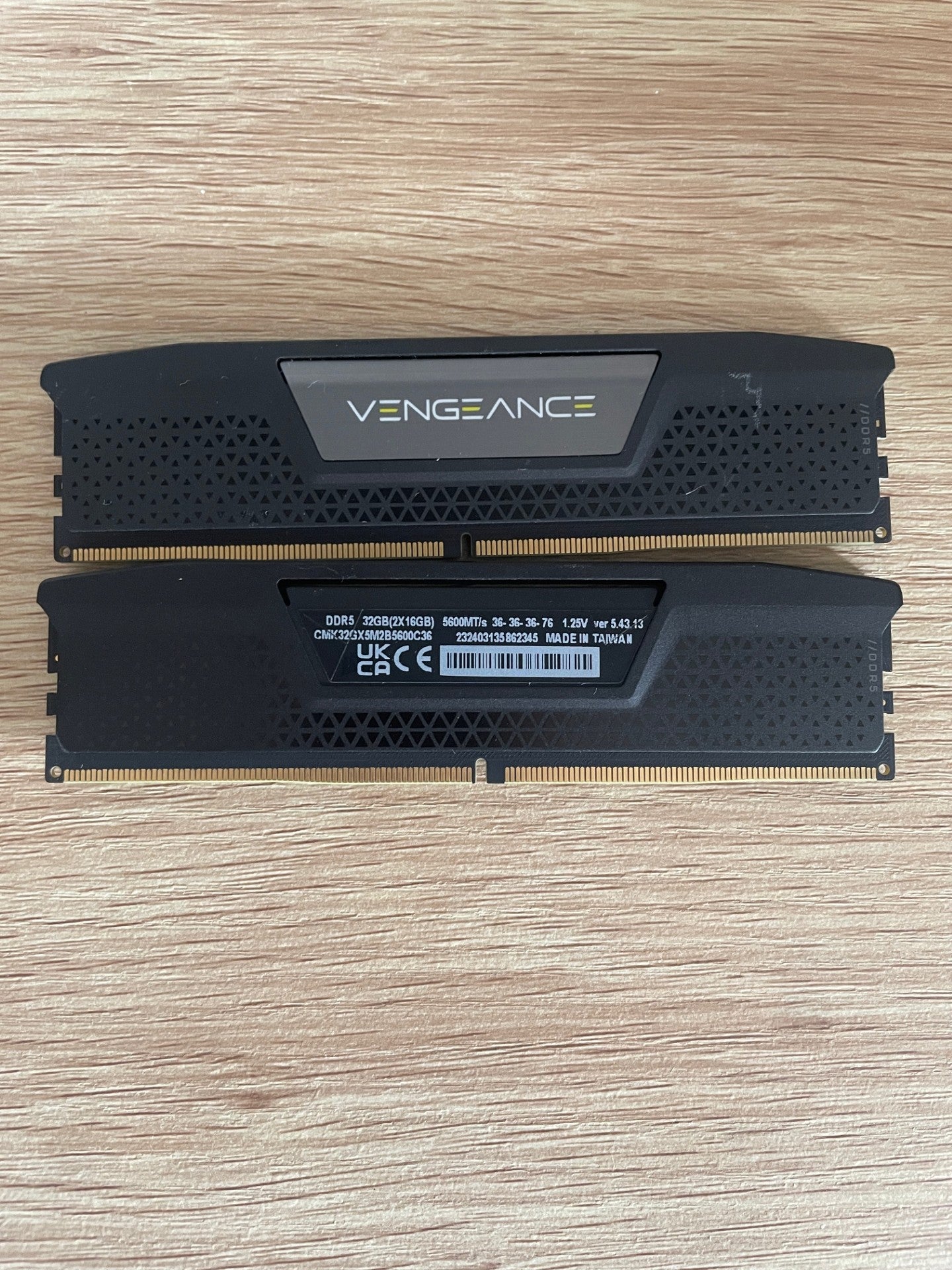 Corsair Vengeance 32GB (2x16GB) DDR5 5600MHz C36 Desktop Memory Kit Model: CMK32GX5M2B5600C36