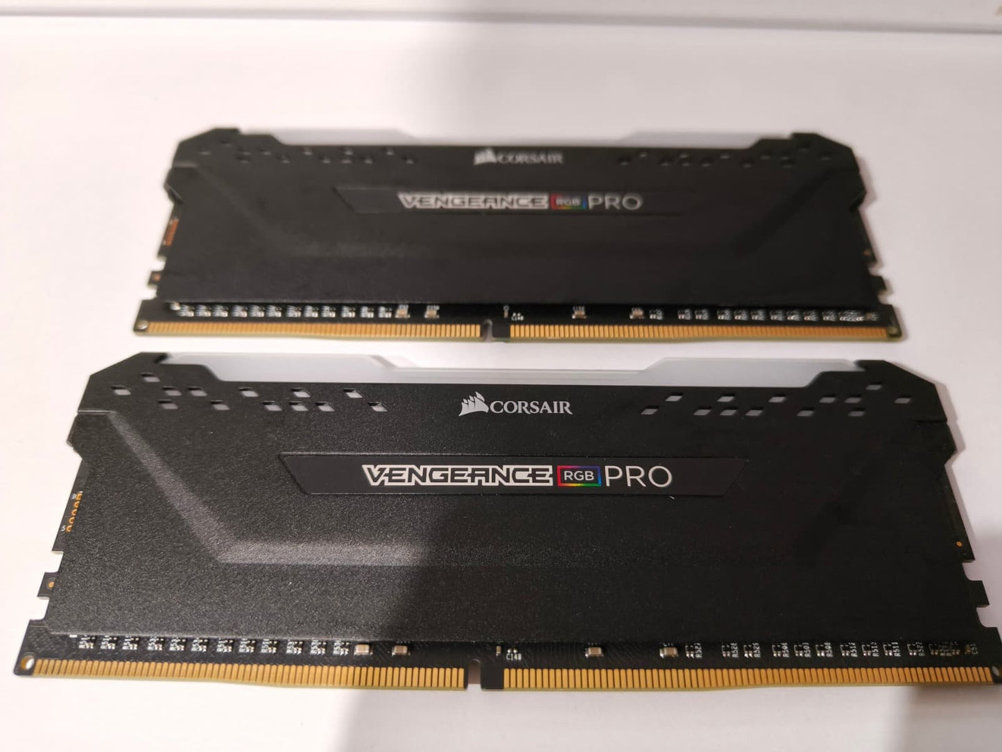 Corsair RGB PRO DDR4 64GB 2x32GB 3200MT/s RAM Memory XMP2 4 YARs WTY