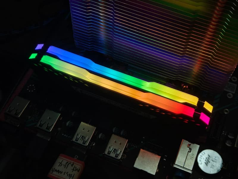 Corsair Vengeance RGB Pro DDR4 64GB (2x32GB) 3200Mhz RAM Memory PC