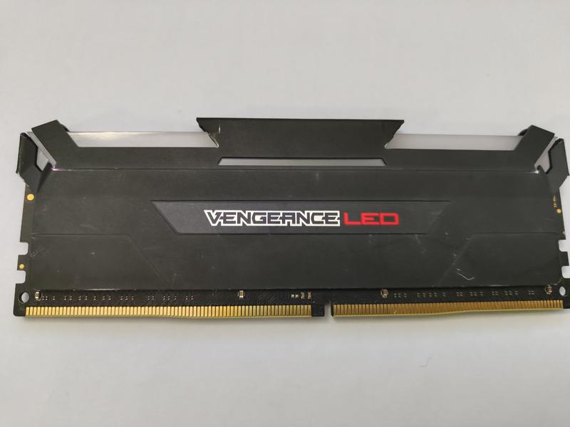 Corsair 16GB (1X16GB) LED 3200MHz DDR4 Desktop RAM Memory